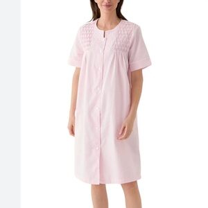 Miss Elaine Seersucker SS Robe Housecoat Pink Stripe Snap Front Size Medium